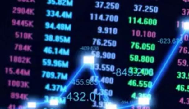 如何利用玻璃期货价格季节性波动特点进行投资组合配置？(图1)