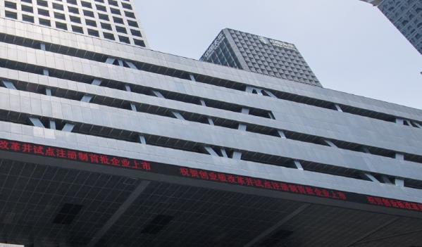 新手应该如何学习沪铝期货的基础知识？(图1)